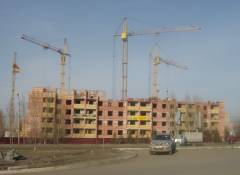 Дом на пересечении улиц Перелета и Степанца